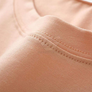 Nouveau t-shirt classique streetwear pour homme avec matière respirante, design épuré et confort optimal toute la journée - Product Image 6