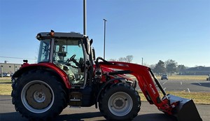 Ventes promotionnelles Tracteur Massey Ferguson 5S 135 Deluxe avec chargeur frontal 135 chevaux Massey Ferguson 5S 135 Tracteur agricole - Product Image 4
