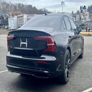 MEILLEUR PRIX POUR VOLVO S60 B5 PLUS BLACK EDITION 2024 - Product Image 2