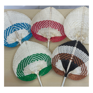 Abanico de bambú hecho a mano al mejor precio para decoración de pared Abanico de estilo asiático tradicional hecho en Vietnam - Product Image 3