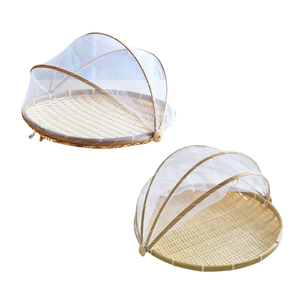 Plateau en bambou traditionnel vietnamien avec couvercle en maille Plateau de couverture alimentaire fait à la main Parfait pour sécher, servir et stocker les aliments - Product Image 1