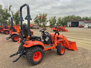 Mini tracteur à roues 2025 Kubota BX2680 avec tondeuse et chargeur frontal 25/30/50 HP Composants du moteur et de l'engrenage - Product Image 5