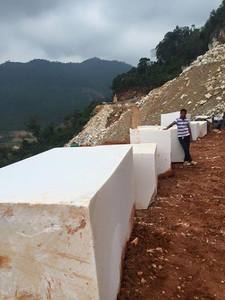 Bloque de Mármol Dolomita Natural, Piedra Bruta de Cantera, Corte Rectangular Blanco para Uso en Interiores - Product Image 3