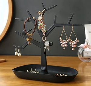 Présentoir à bijoux en métal design, support élégant et moderne pour collier et bracelet premium disponible au prix de gros - Product Image 4