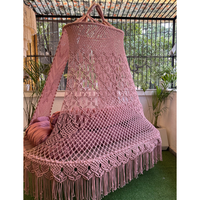 Fauteuil suspendu en macramé de luxe fait main, hamac en corde de coton artisanal pour usage extérieur
