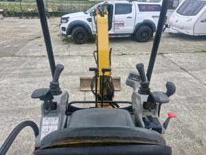 รถขุดขนาด 22 ตัน แบบตีนตะขาบยืดได้ พร้อมบุ้งกี๋เกรดดิ้ง เครื่องยนต์ฮิตาชิ ปั๊มไฮดรอลิกคาวาซากิ ระบบควบคุม PLC มอเตอร์ เกียร์บ็อกซ์ ลูกปืน - Product Image 6