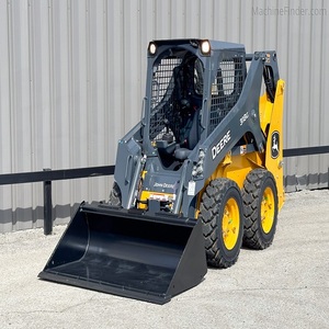 ซื้อ John deeree 318 g Skid steer สภาพพรีเมียมพร้อมการจัดส่งที่รวดเร็วในสต็อกตอนนี้สำหรับโครงการถัดไปของคุณ - Product Image 1