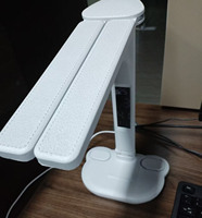 Lampe de table à commande tactile sans fil flexible à double LED avec affichage de l'heure de l'horloge, rechargeable 5V, lampe de table pour enfants qui protège les yeux