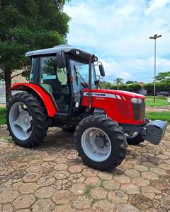 Tractor de Ruedas Massey Ferguson 4292 Xtra Rojo 4WD en Buenas Condiciones, Transmisión por Engranajes, Alta Productividad, Equipo Agrícola a Precio Accesible - Product Image 6
