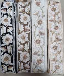 Cintas bordadas a máquina personalizadas, encajes en varios diseños y colores para vestidos de boda en 4 opciones de color - Product Image 2