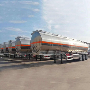 Camions-citernes à carburant en aluminium 3 <span class=keywords><strong>essieux</strong></span> 4 <span class=keywords><strong>essieux</strong></span> 40000l 45000 litres Camions citernes à pétrole à 5 compartiments semi-remorques au Kenya - Product Image 3