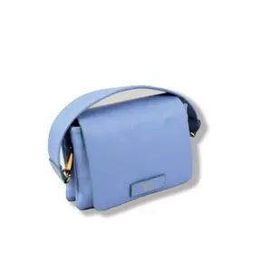 उच्च गुणवत्ता इटली में निर्मित महिलाओं का बैग शोल्डर बैग सॉफ्ट काफस्किन डबल आंतरिक कम्पार्टमेंट ज़िप्स शोल्डर स्ट्रैप हैंडबैग के साथ