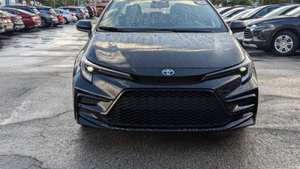 Toyota Corolla SE 2023 d'occasion en excellent état, automatique, turbo, cuir, jantes R16, coupé, conduite à gauche, toit ouvrant, caméra de recul 360°, norme Euro II. - Product Image 4