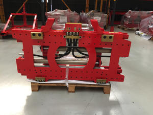 Pinzas para Pacas de Heno Turcas Rojas Premium con Certificación ISO y CE, 2 Hidráulicas, Nuevas para Venta al por Menor - Product Image 6