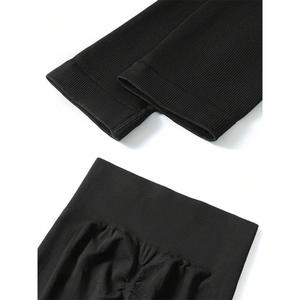 ชุดเสื้อยืดและกางเกงรัดรูประบายอากาศได้ดีสำหรับผู้หญิงชุดออกกำลังกายผ้าซับเหงื่อชุดพิมพ์โลโก้ตามสั่ง - Product Image 6