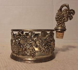 Sous-verre industriel en métal pour bouteilles de vin, idéal pour les cuisines loft, cafés, brasseries, bars, protège les tables en métal, bois et béton - Product Image 1