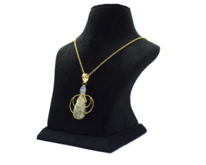 Piedra preciosa de piedra lunar de Aguamarina y arcoíris con forma de pera chapada en oro, joyería hecha a mano, colgante de collar - Product Image 4