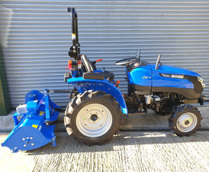 Tracteur compact Solis 16 avec débroussailleuse à fléaux à vendre, idéal pour petites exploitations agricoles, 16 CV, moteur diesel 3 cylindres à couple élevé, pour vergers et jardins. - Product Image 6