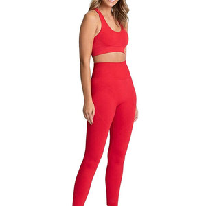 Conjunto de yoga personalizado para mujer, talla grande, ropa deportiva de secado rápido para yoga, correr y entrenamiento. - Product Image 1