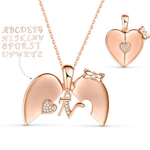 Collar Personalizado Jeulia de Plata de Ley con Lazo, Corazón y Diamante Chapados en Oro - Product Image 1