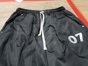 Survêtement coupe-vent imprimé à capuche de haute qualité, vêtements de mode personnalisés, ensemble deux pièces en nylon - Product Image 4