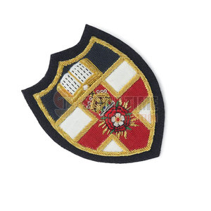 Insignias Bordadas Profesionales con Acabado de Borde Limpio y Material Premium para Colecciones de Accesorios de Moda - Product Image 6