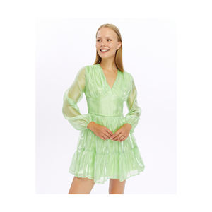 ชุดเดรสผ้าทูลทรงเอ็มไพร์เวสต์พร้อมแขนเสื้อแบบจับจีบ - Product Image 5