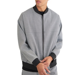 Vestes pour hommes à col montant et capuche, fermeture éclair intégrale, tendance, personnalisables, vente en gros, collection Hiver 2026 - Product Image 2