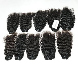 Vente en gros de paquets à double trame de machine à vagues profondes bouclées Extensions de cheveux humains noirs naturels alignés sur les cuticules du temple indien - Product Image 4