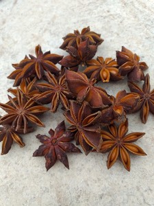Anis étoilé du Vietnam, nouvelle récolte, haute qualité, fournisseur en gros d'usine pour la cuisine, emballage OEM en petit sac en plastique - Product Image 2