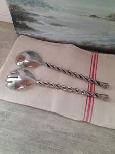 Cuillère à salade en acier inoxydable de qualité supérieure avec poignée design, idéale pour la maison et les événements - Product Image 6