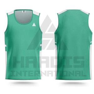 Uniformes propios Personalizados Baratos 100% poliéster Reversible baloncesto Jersey transpirable entrenamiento baloncesto uniforme conjunto para hombres - Product Image 1