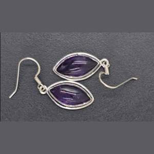 Boucles d'oreilles en argent sterling 925 faites à la main avec des bijoux pour femmes en pierres précieuses d'améthyste naturelle - Product Image 1