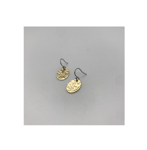 Pendientes elegantes de latón con gancho para la oreja con diseño creativo, diseño de moda con personalidad femenina, pendientes de latón chapados en oro - Product Image 6