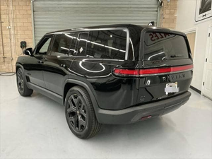 2025 Ri VI an R1 S Adventure Dirección izquierda AWD Drive Asientos de cuero Aleación de aluminio Portaequipajes Tamaño del neumático R17 - Product Image 5