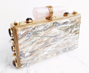 Ele Natural Luxury Sacoche pour femme en nacre Meilleur sac à main de soirée pour les mariages Prix de gros Artisanat élégant - Product Image 1