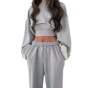 ชุดวอร์ม2ชิ้นกางเกงขากว้างและเสื้อครอปสำหรับผู้หญิงชุดวอร์มทรงหลวมแบบลำลองทันสมัย - Product Image 4