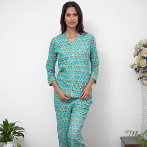 Ensemble de pyjama floral pour demoiselles d'honneur, vêtements de nuit en coton indien, manches longues douces et taille élastique, séchage rapide, respirant |   Cadeau d'été décontracté - Product Image 1