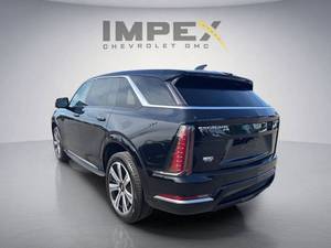 Cadillac Escalade IQ Luxury 1 AWD Luxury 1 4dr SUV 2025, autos usados en buen estado a la venta - Product Image 2