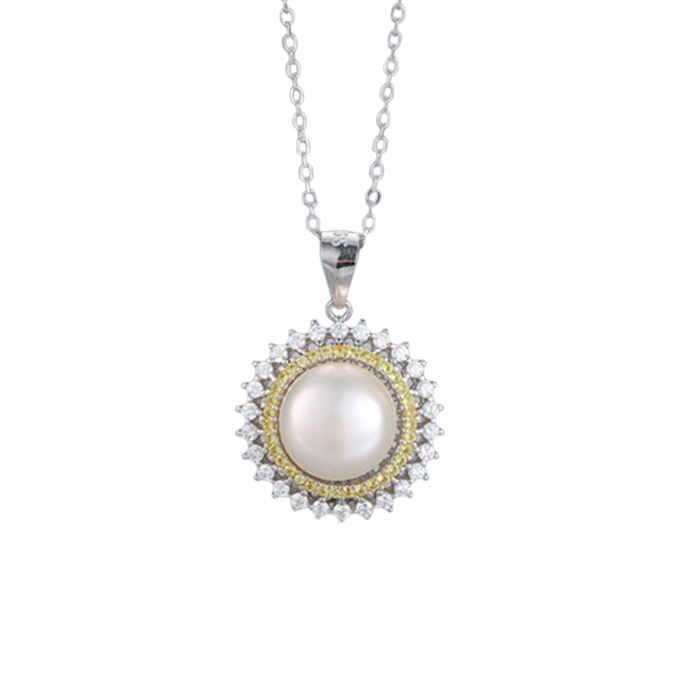 Freshwater pearl necklace