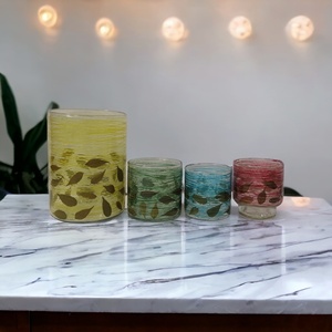 Bocaux en verre de cylindre de support votif de mosaïque multicolore fabriqués à la main à la mode avec taille personnalisée pour le jardin de la maison pour le mariage de Noël - Product Image 1