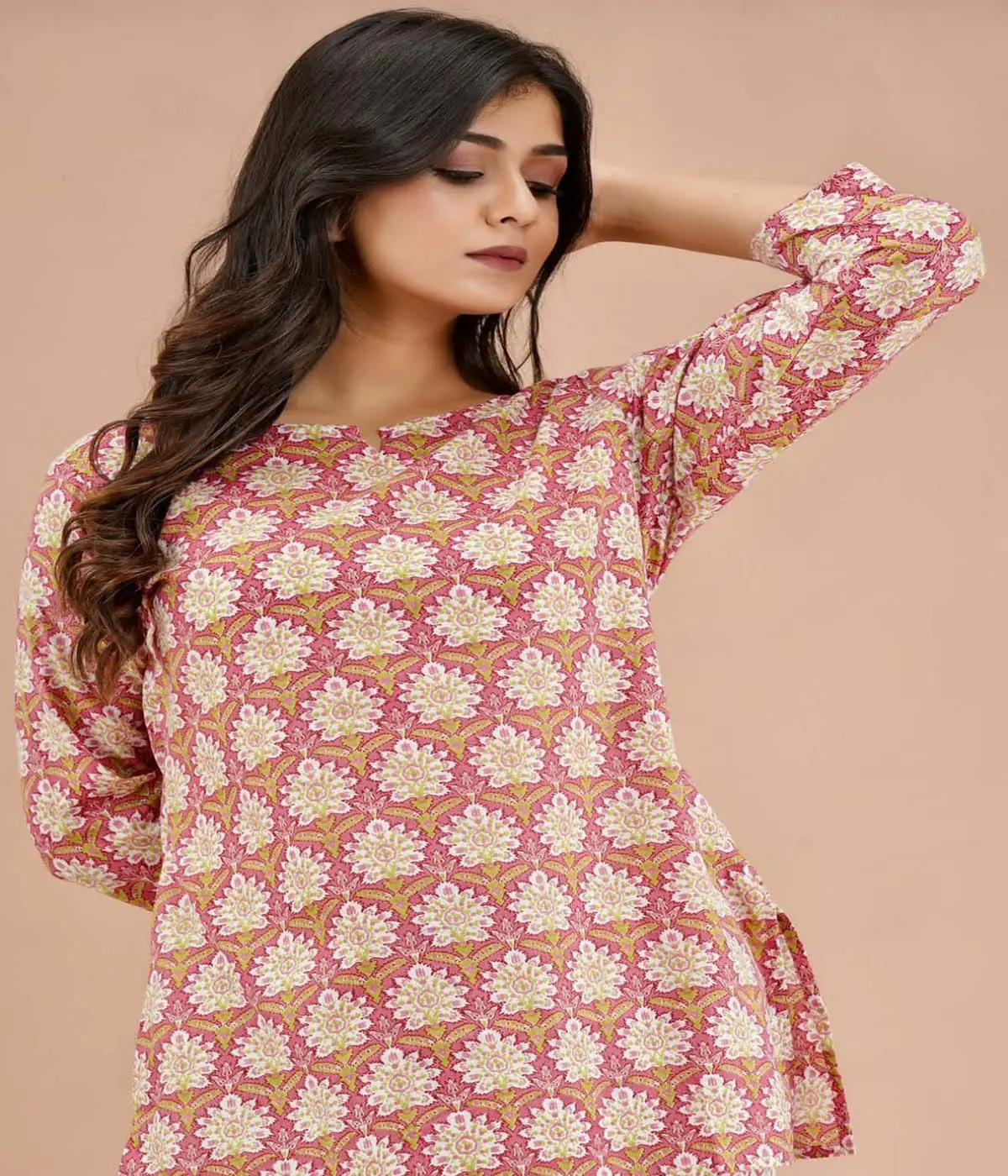 Kurti longo de algodão maciço feito à mão, novidade Kurti agradável para uso em festas, design confiável Kurti para uso noturno