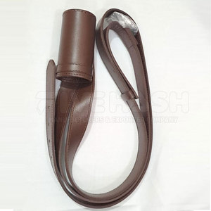 Porta Banderas de Cuero con Diseño Seguro y Acabado Liso, Ideal para Transportar Banderas en Eventos y Ocasiones Especiales - Product Image 2