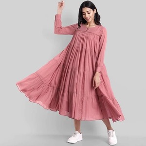 ชุดเดรสผ้าฝ้ายงานแฮนด์เมดสไตล์อินเดียชุดเดรสปาร์ตี้แฟชั่นสำหรับผู้หญิงชุดของขวัญฤดูร้อนสำหรับเจ้าสาวชุดเดรสออกแบบได้ตามต้องการ - Product Image 2