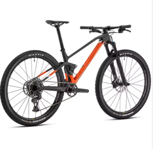 2025 F-PODIUM CARBON SE - Product Image 1