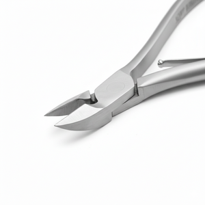 Cortaúñas Profesional de Acero Inoxidable con Doble Resorte |   Cortauñas Profesional para Manicura y Pedicura con Punta Afilada |   Fabricante OEM - Product Image 2