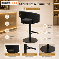 Chaise de bar pivotante moderne noire réglable et rembourrée avec dossier enveloppant et structure en acier inoxydable pour hôtel, cuisine et salon
