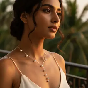 Collier en argent chic avec perle pour femme, bijou élégant pour les fêtes, cadeau - Product Image 1