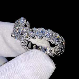 Anillo de compromiso de eternidad de diamante de moissanita VVS de corte ovalado de 2ct, banda de boda de lujo de plata 925 para mujer, regalo de aniversario - Product Image 5