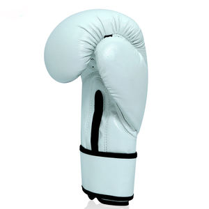 Gants de boxe d'entraînement tendance, nouvelle arrivée, haute qualité, PU respirant, léger, pour fermeture, extérieur, logo personnalisé - Product Image 2